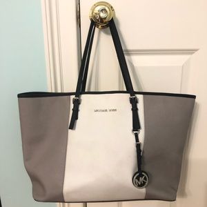 Michael Kors Jet Set Travel Tote